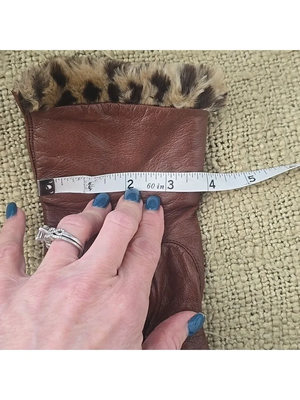 Isotoner Cashmere Lined Brown Leather Gloves with Faux Fur Cuff